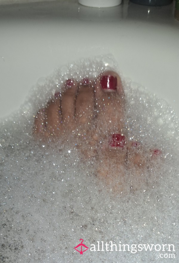 Big_Pretty_scarred_feet