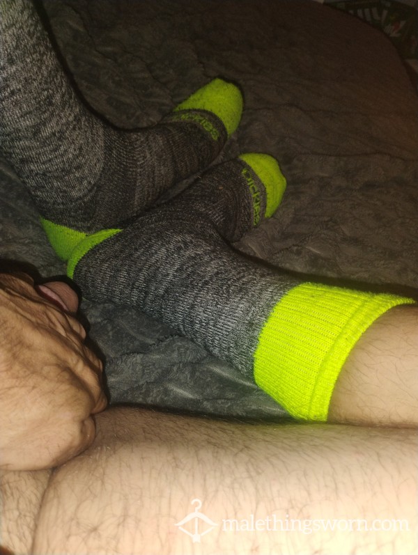 Bigd*cksbigfeet