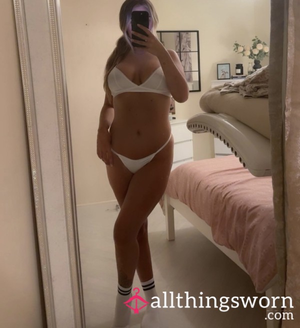 Blondeangel24