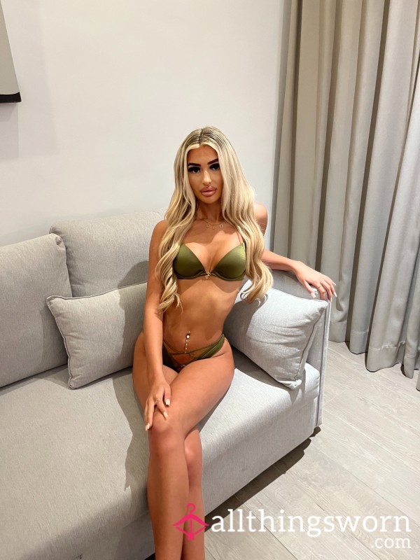 BlondeBeauty1