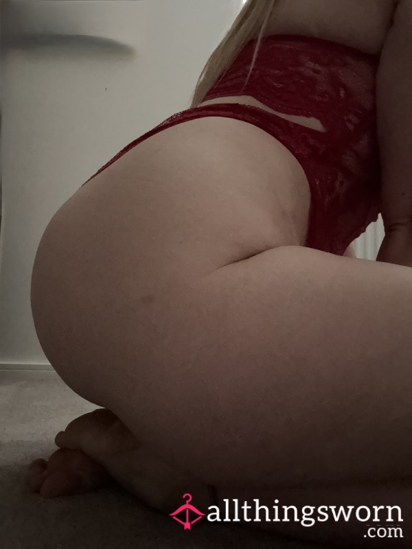BlondeBgirl_Ox