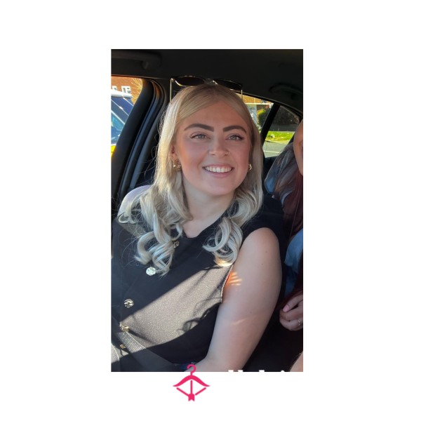 Blondecargirl97