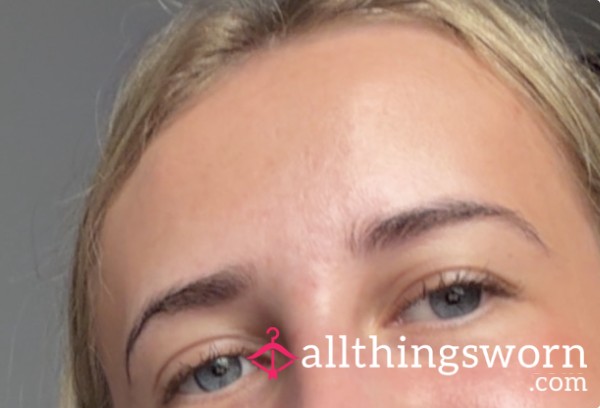 Blondieblueeyes23
