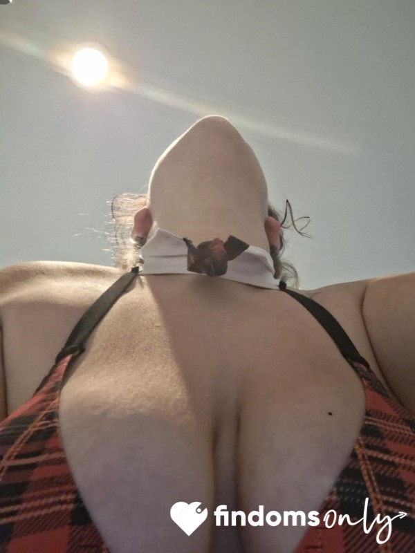 BluCollarGoddess