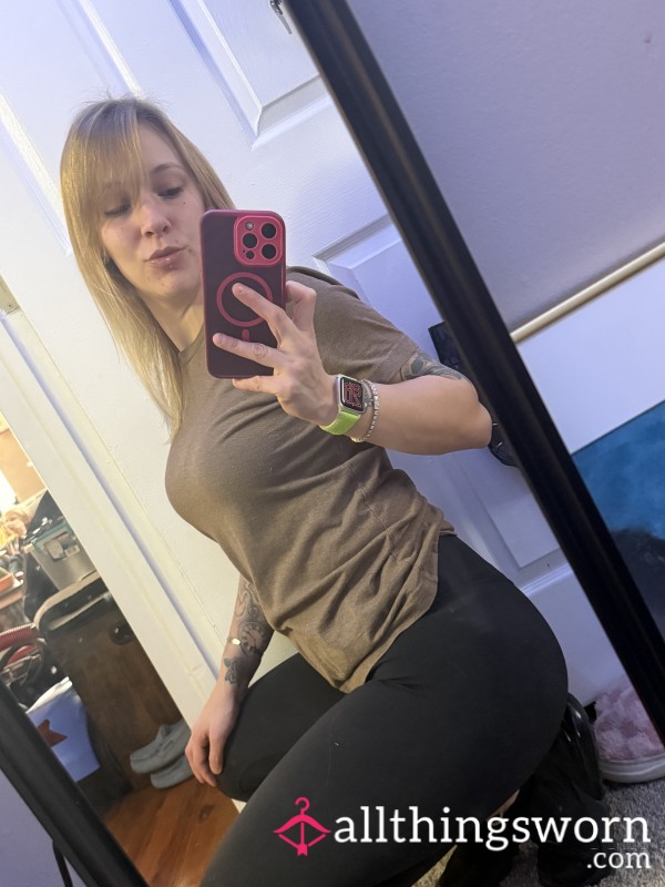 Blue_EyeMilf