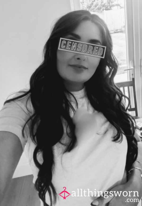BrunetteBethany
