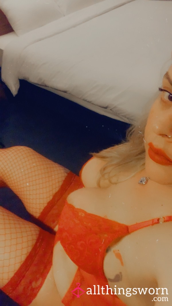 Busty_lexyloveslace
