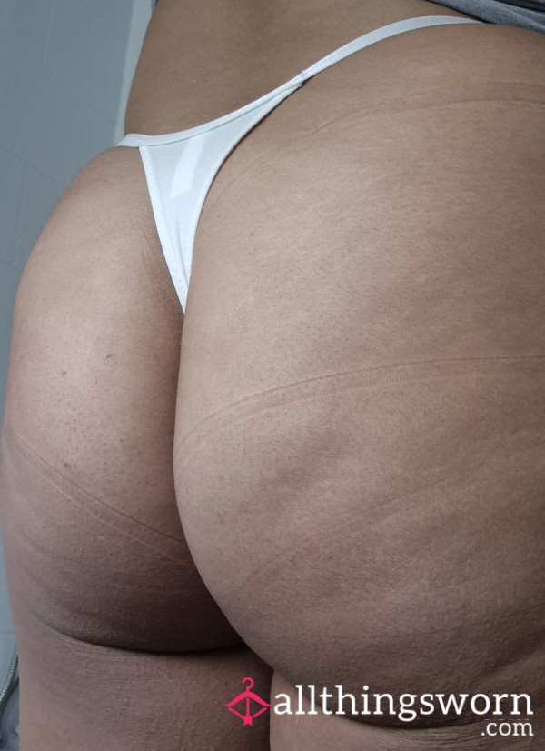 BustyAlicia