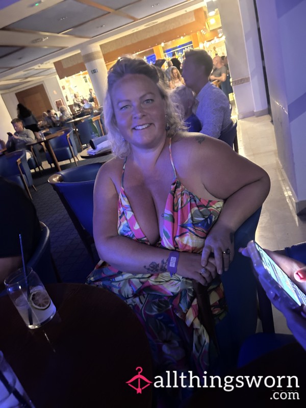 Bustybabes1976