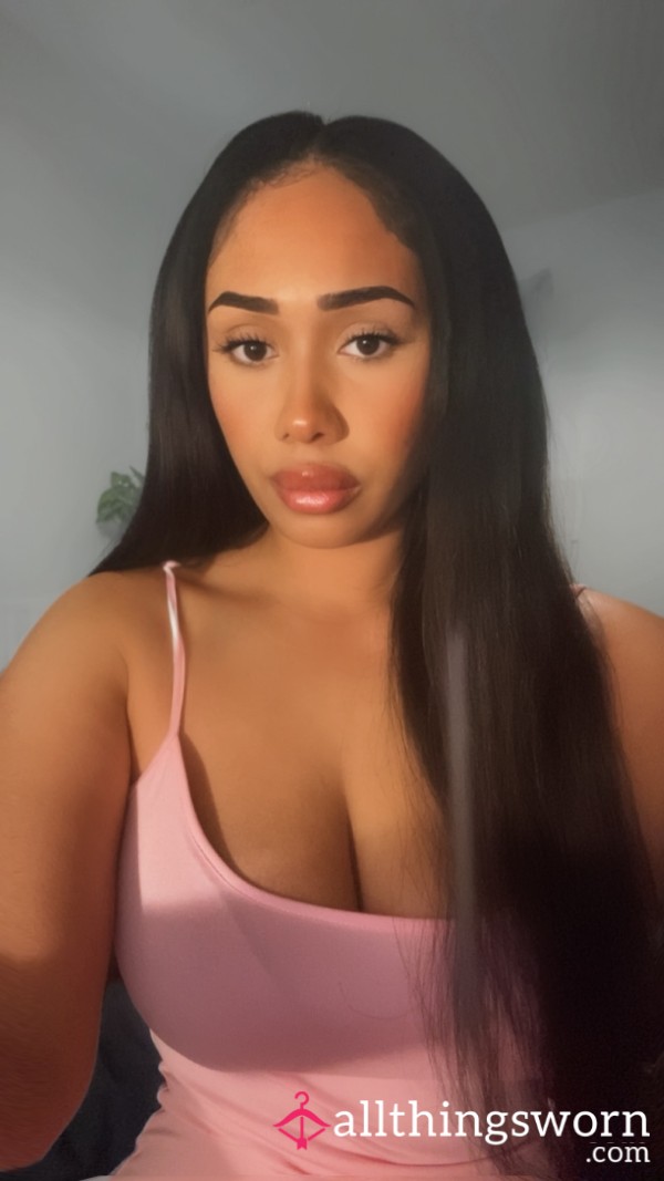 Bustyebony