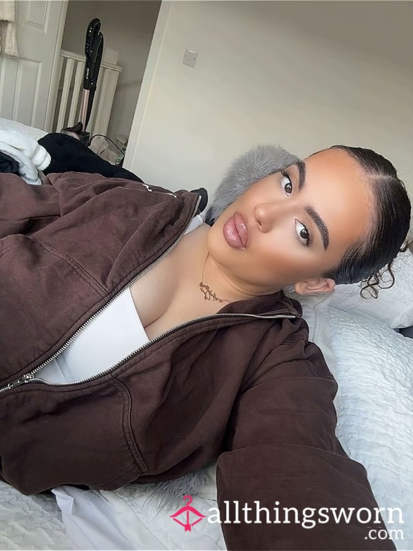 Bustymary5