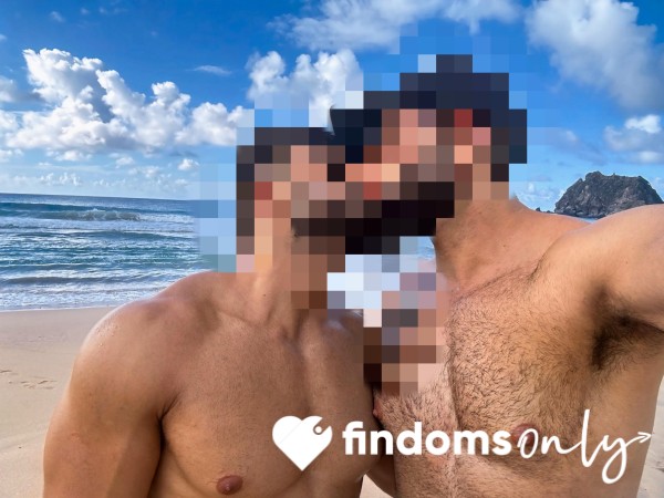 NaughtyCouple_