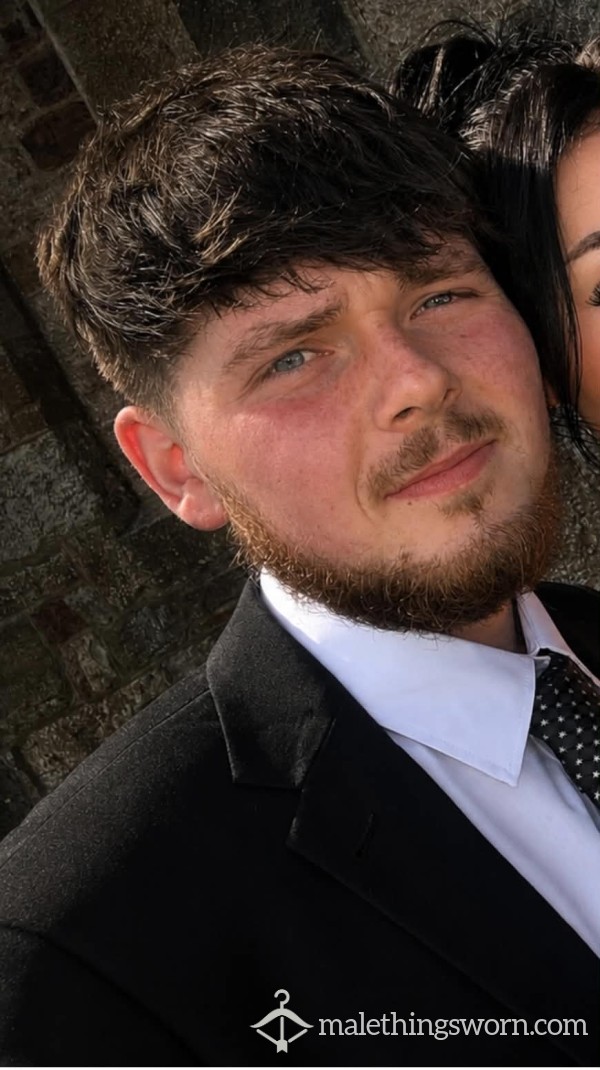 Cheekyboy4444