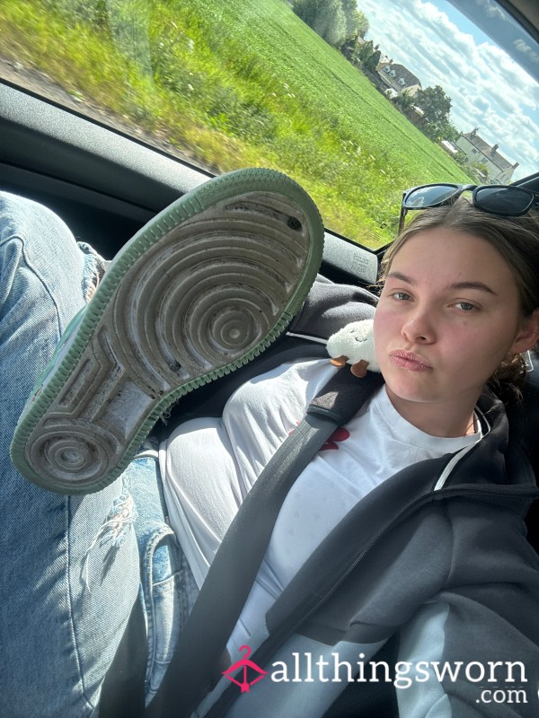 CollegeGirlMillie