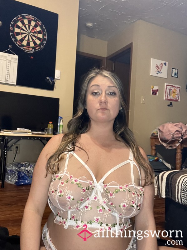 Curiouscutie5