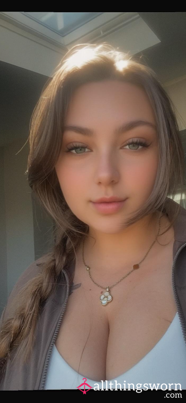 CurvyAnnaX