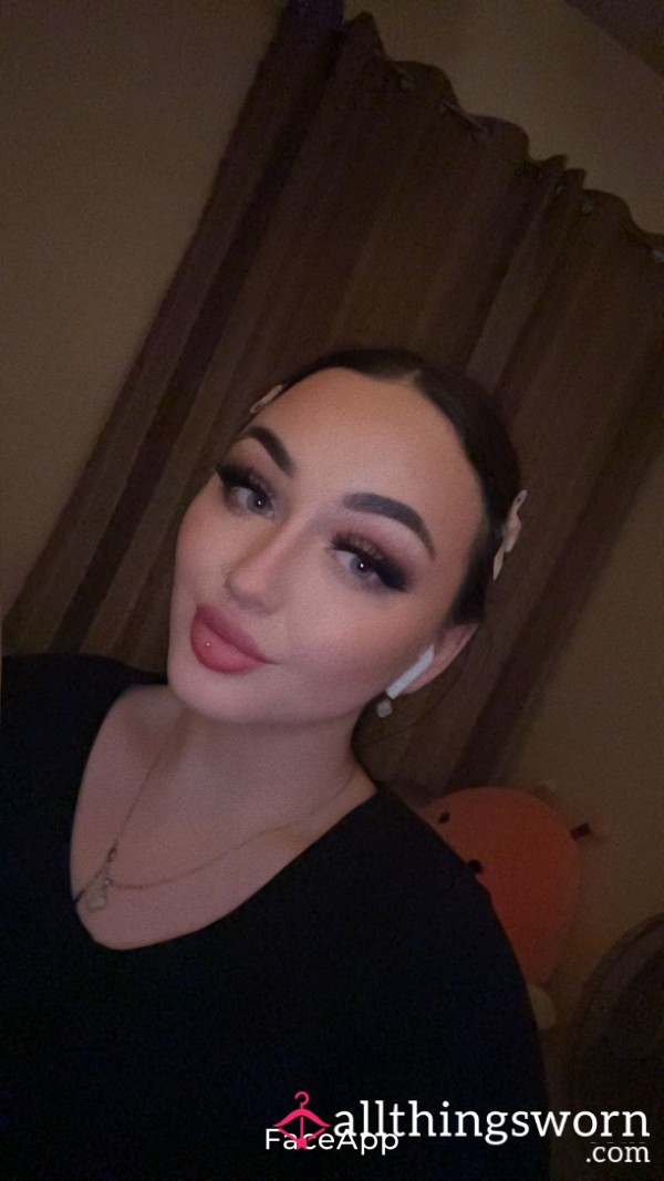 Curvybrunette26