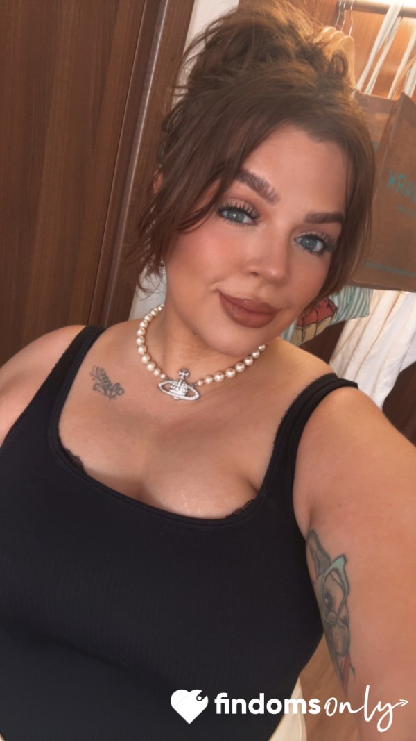 CurvyCatheterBabe