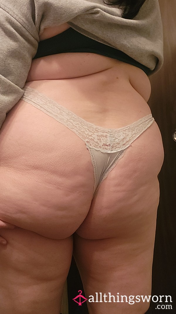 CurvyHoneyXL