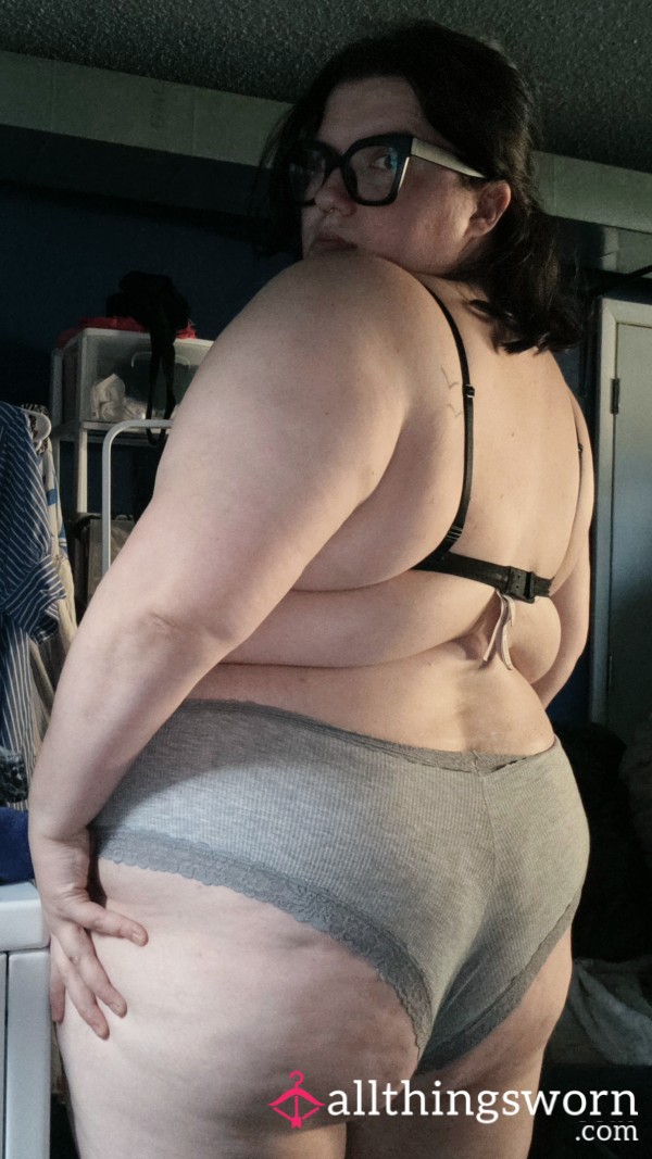 CurvyHoneyXL