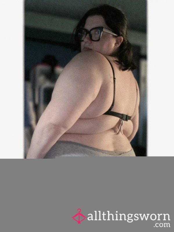 CurvyHoneyXL