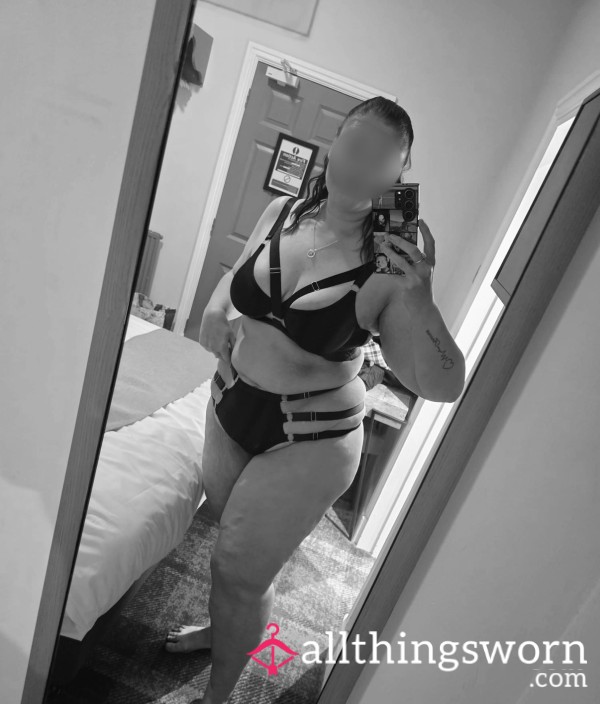 CurvyLouisa89