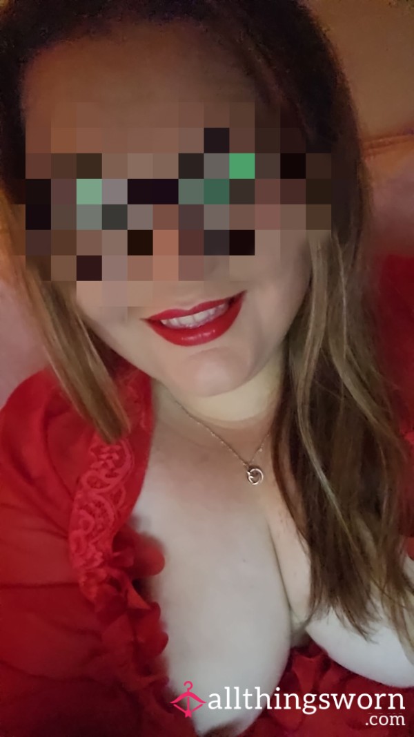 CurvyQueenie