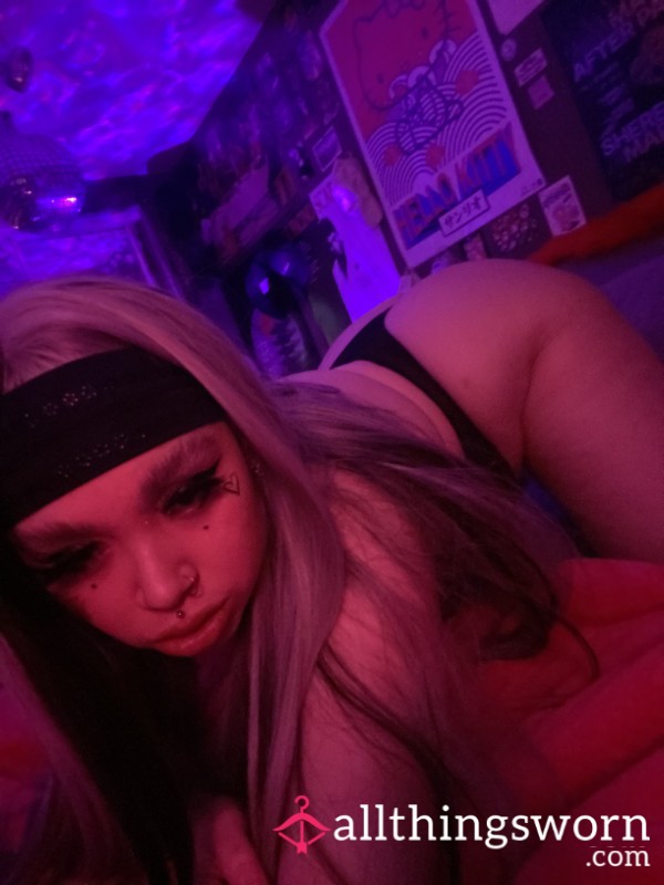 D3mongirly