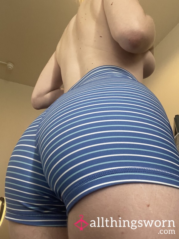 Elliebelliee
