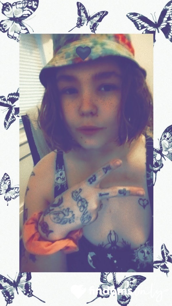 EmoChickPlays