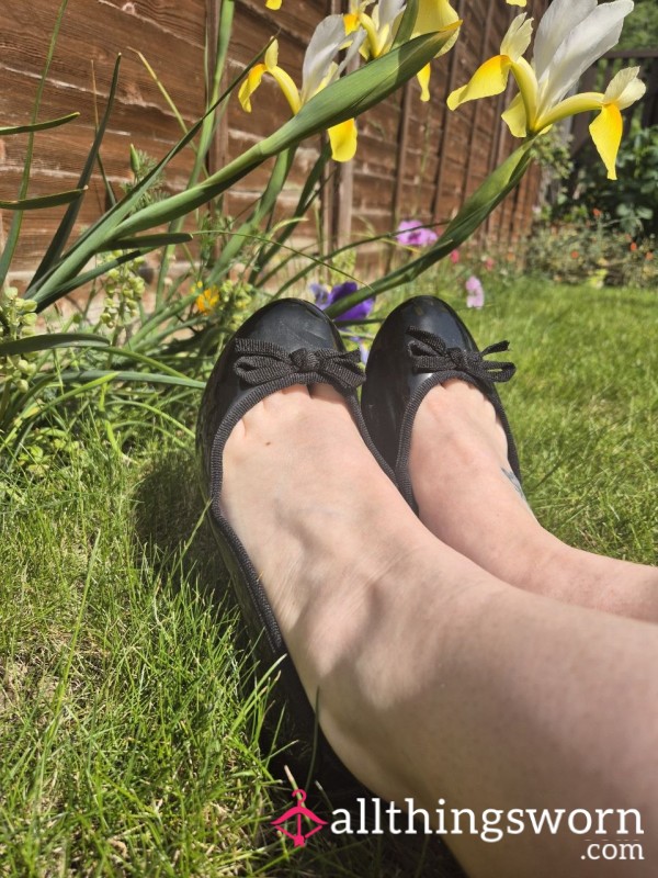 Foot_and_pantie_lover
