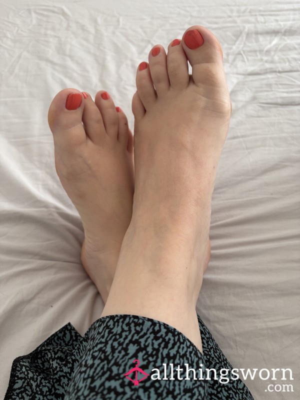 FootsySadie