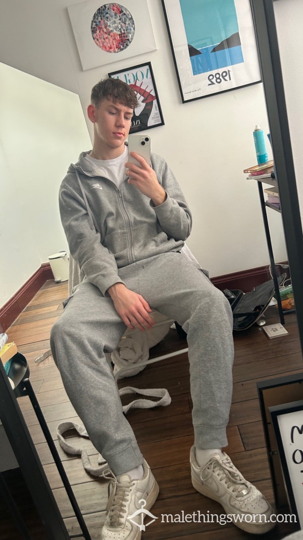 Georgelelly