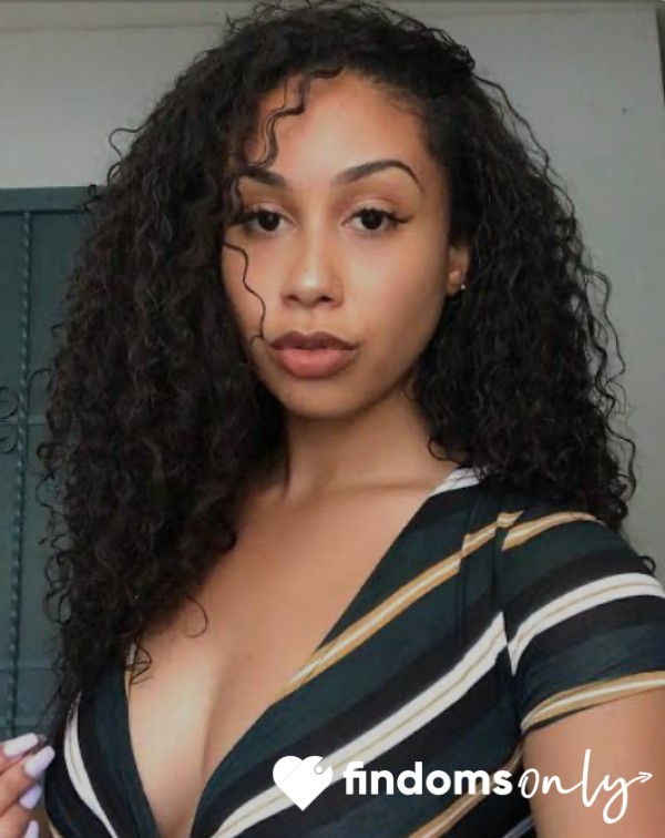 GoddessMiaBanks