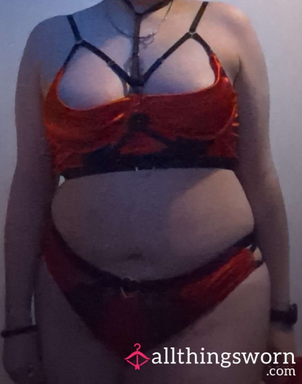 Goldenpanties