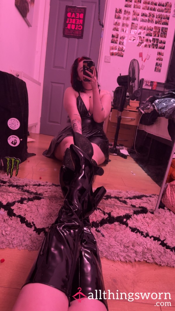 Gothgoddessamy