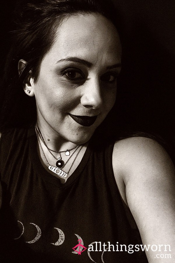Gothiccurves666