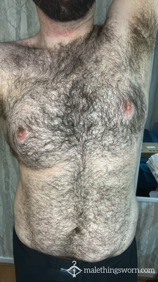Greek_Hairy_Daddy
