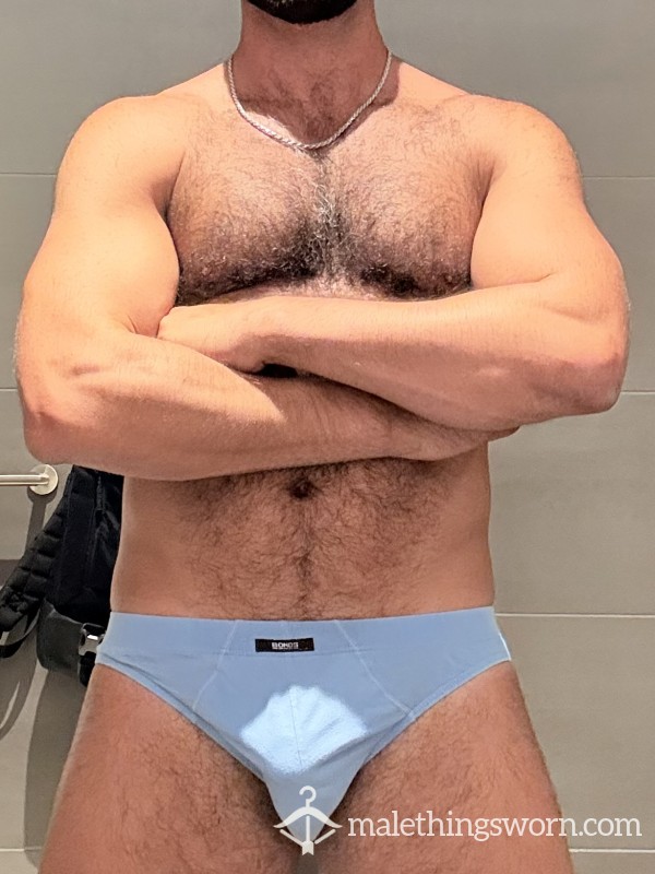 Hairy_sweaty_man
