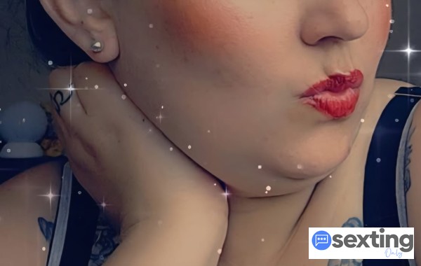 Karin_lee_hotmom