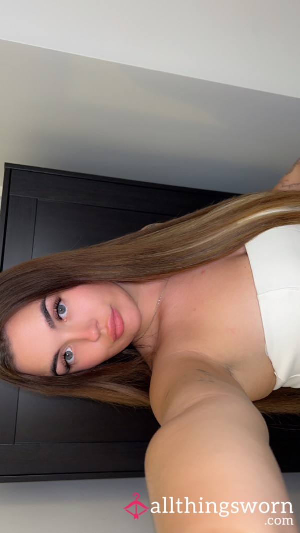 KeiraLou25