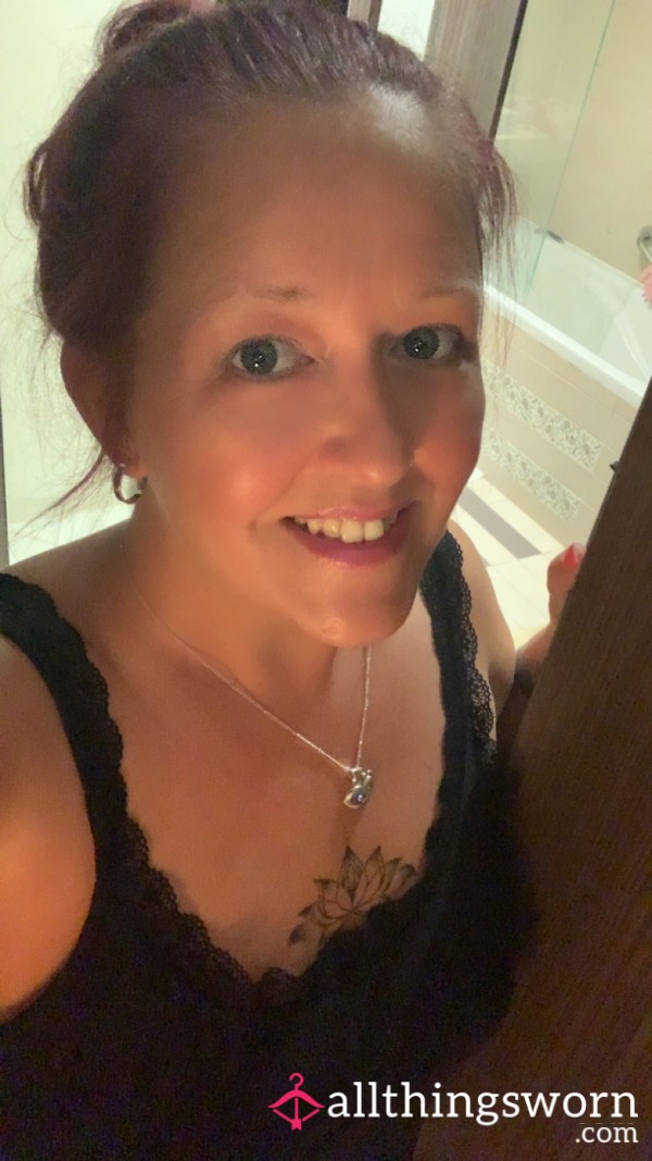 LadyNextDoor