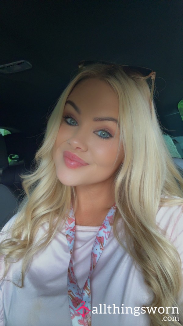 Lara38