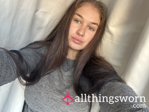 Lesbians_Holly_Amy