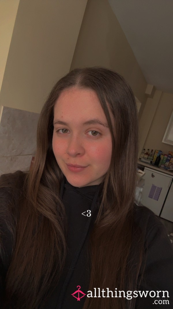 lgirlxx1776498083.jpeg