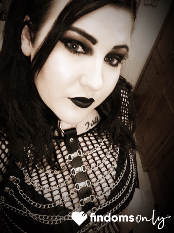 LilithMistressofthedark