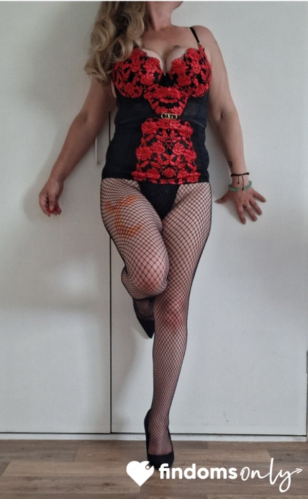 Mature_Rebecca