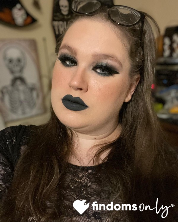 Mean_girl_red
