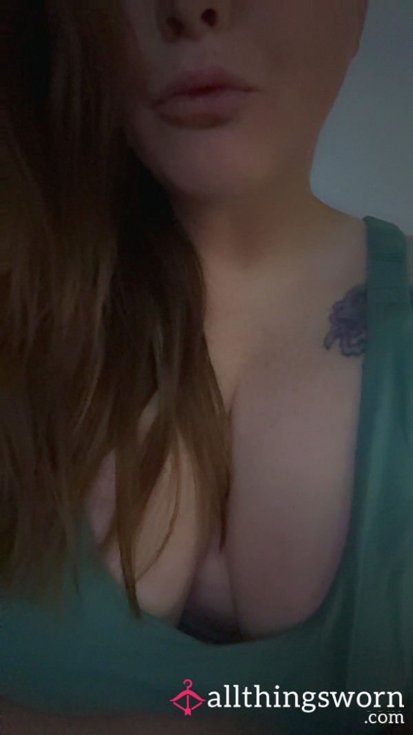 Milkyredhead