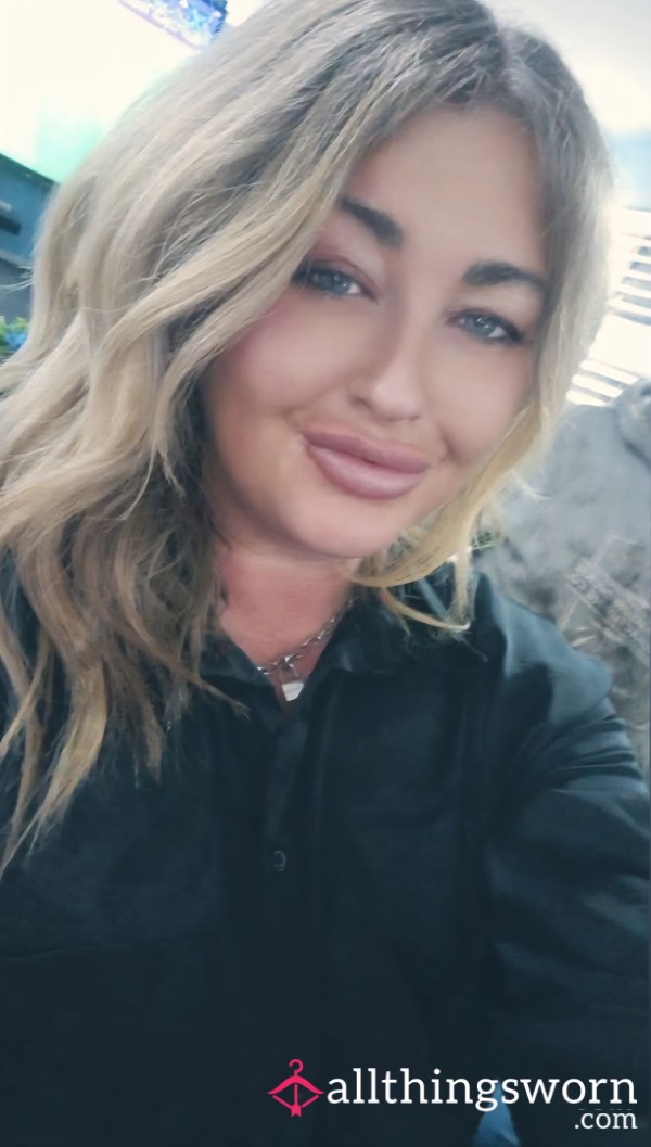 Miss_Hollyx